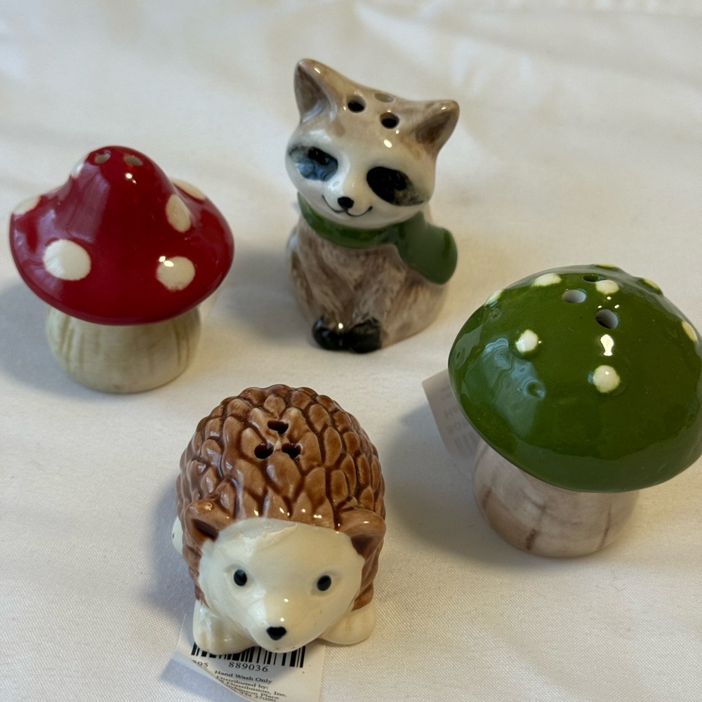 Charming Woodland Animal Shaker Set